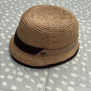 Women’s Goorin Bros Stylish Straw Hat with Black Band